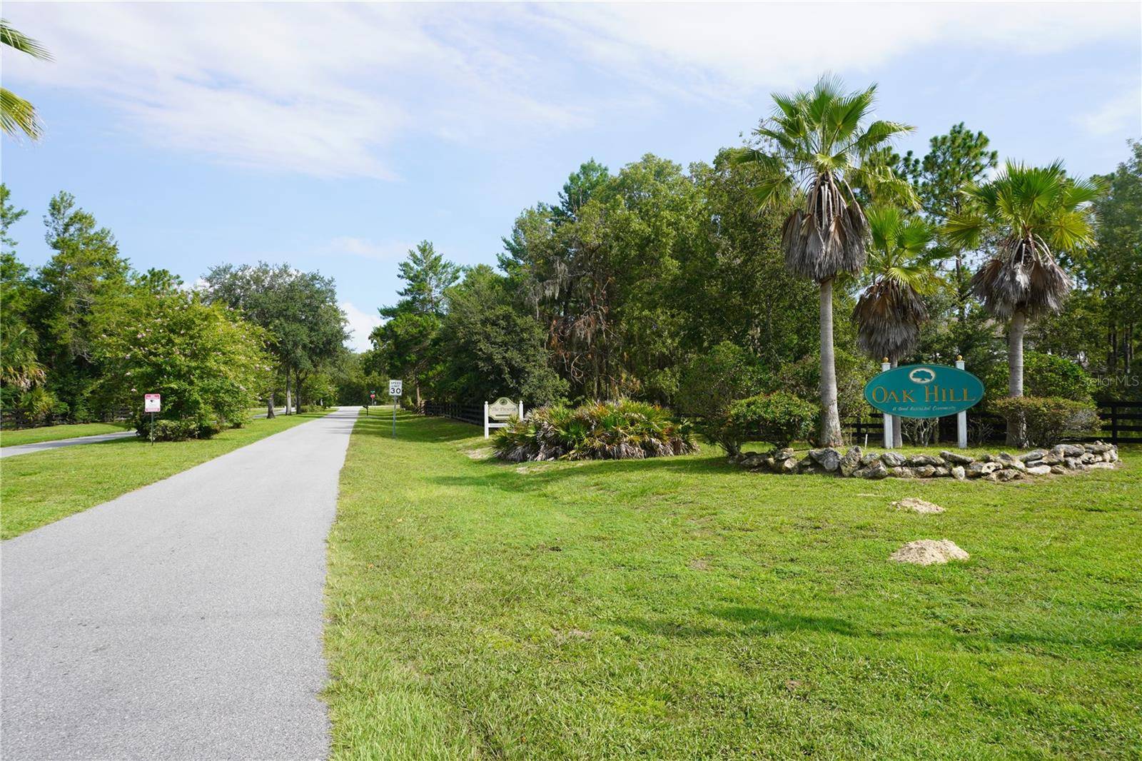 Wildwood, FL 34785,2005 CR 243E