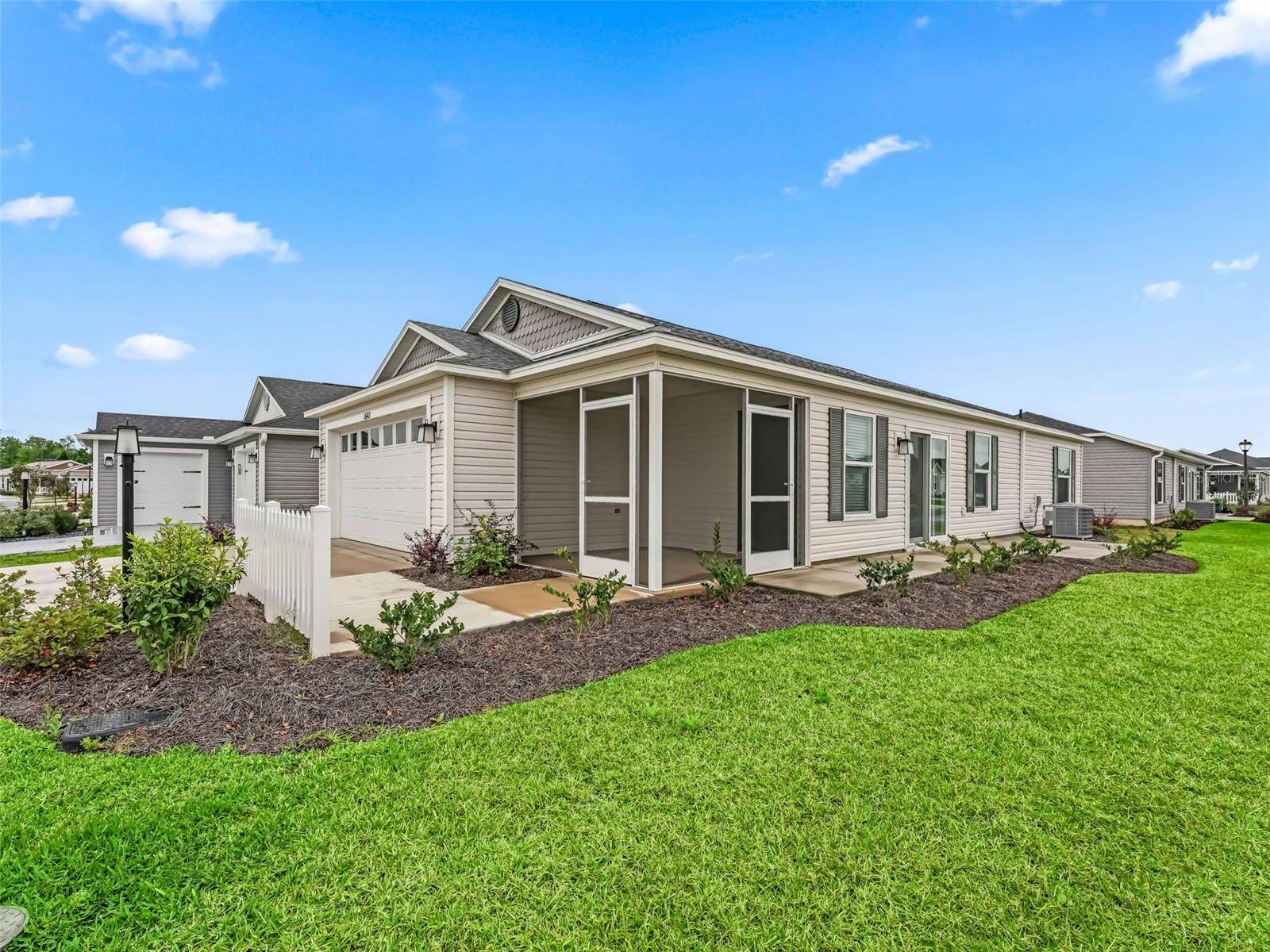The Villages, FL 34762,1642 ECHOLS CT