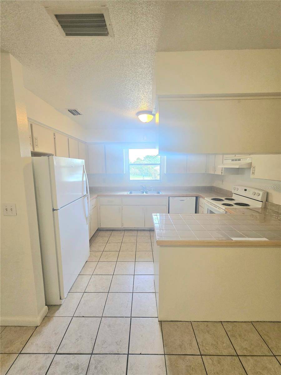 Ocala, FL 34472,728 BAHIA CIR