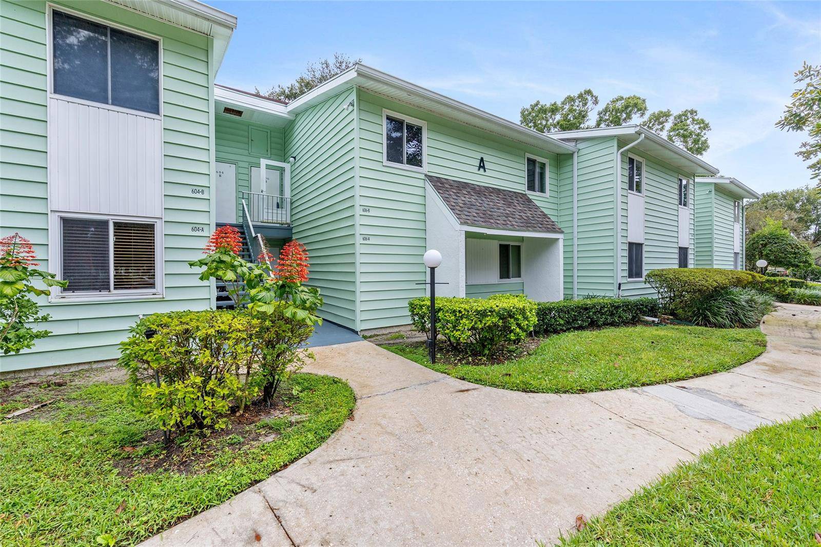 Ocala, FL 34472,606 MIDWAY DR #A