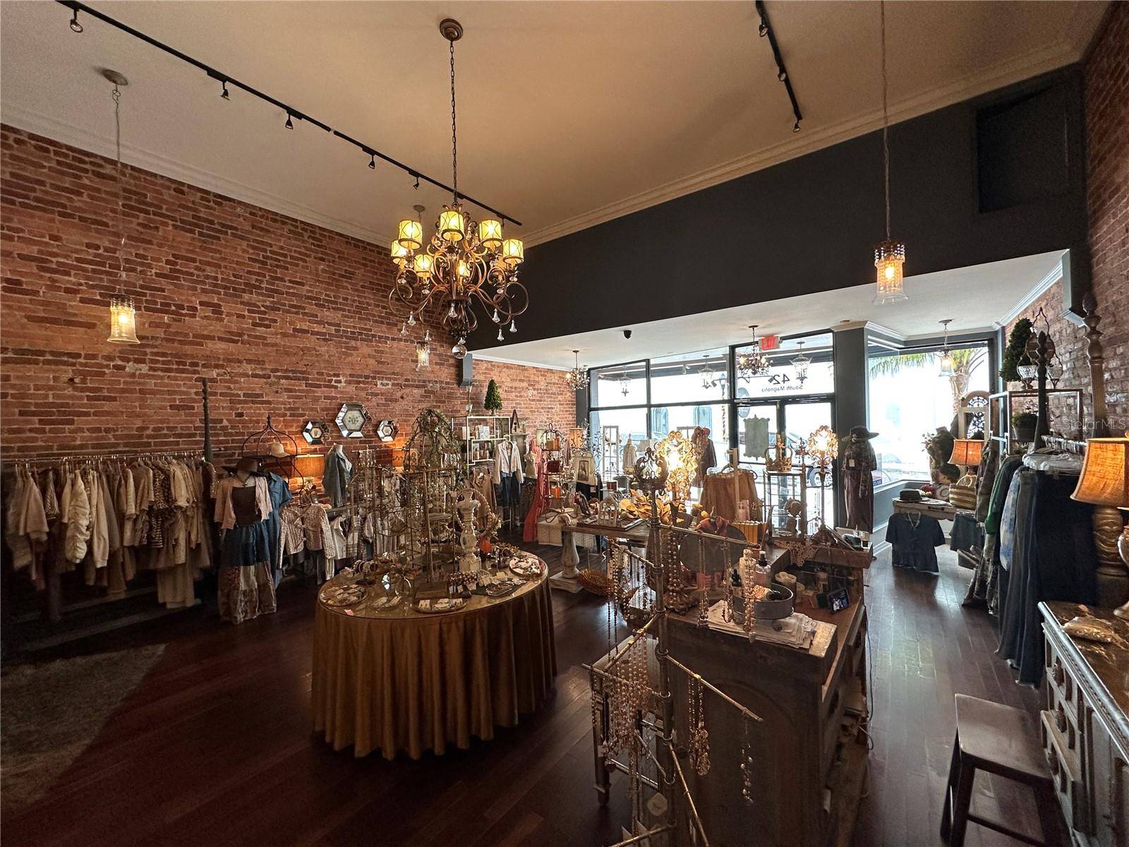 Ocala, FL 34471,42 S MAGNOLIA AVE