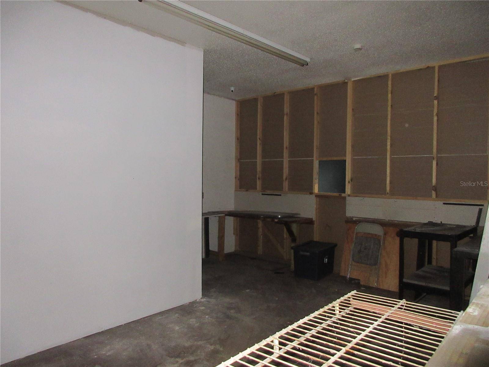 Silver Springs, FL 34488,14381 E HWY 40 HWY #14381