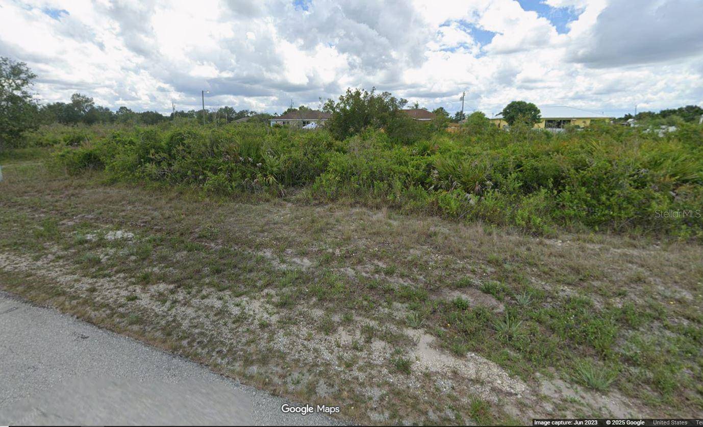 Lehigh Acres, FL 33971,2707 64TH ST W