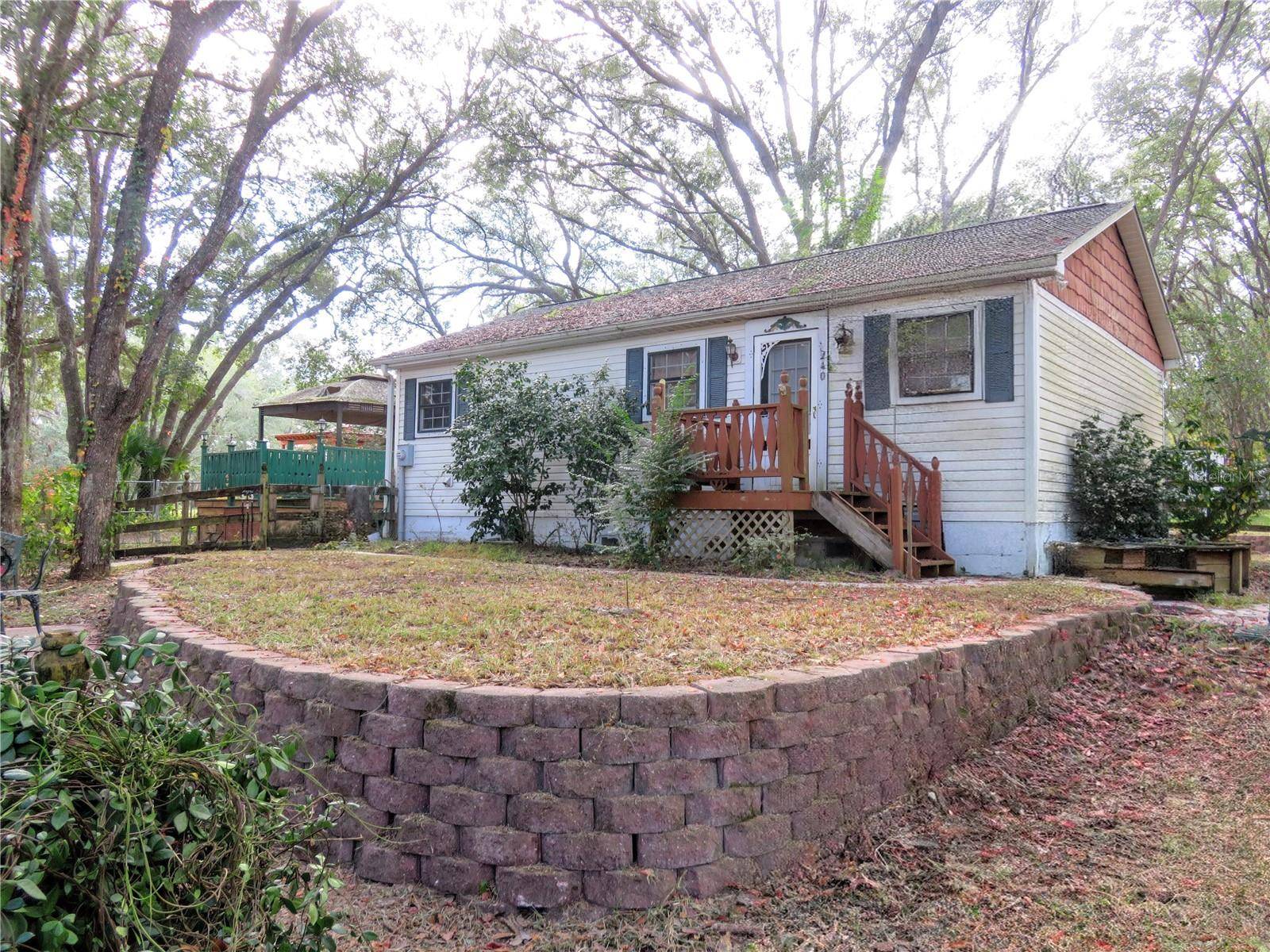 Silver Springs, FL 34488,240 SE 165TH COURT RD