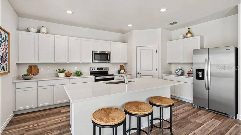 Newberry, FL 32669,1203 NW 242ND DR