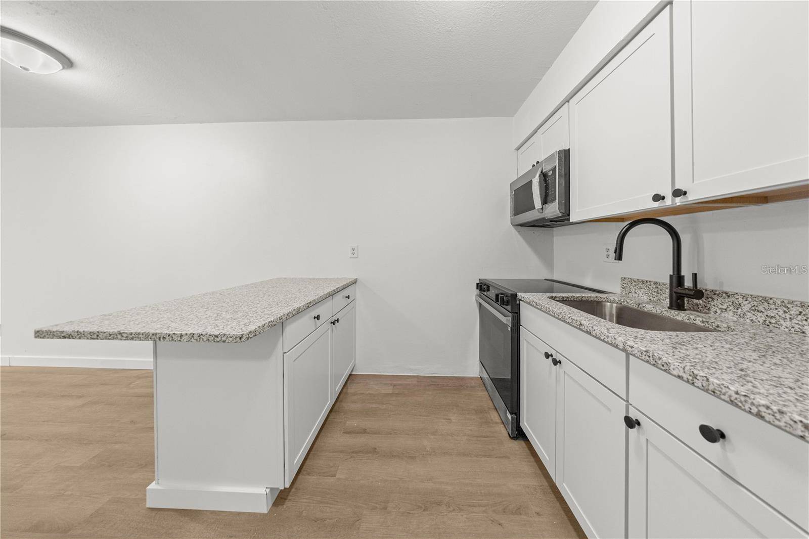 Ocala, FL 34480,2931 SE 52ND AVE #D