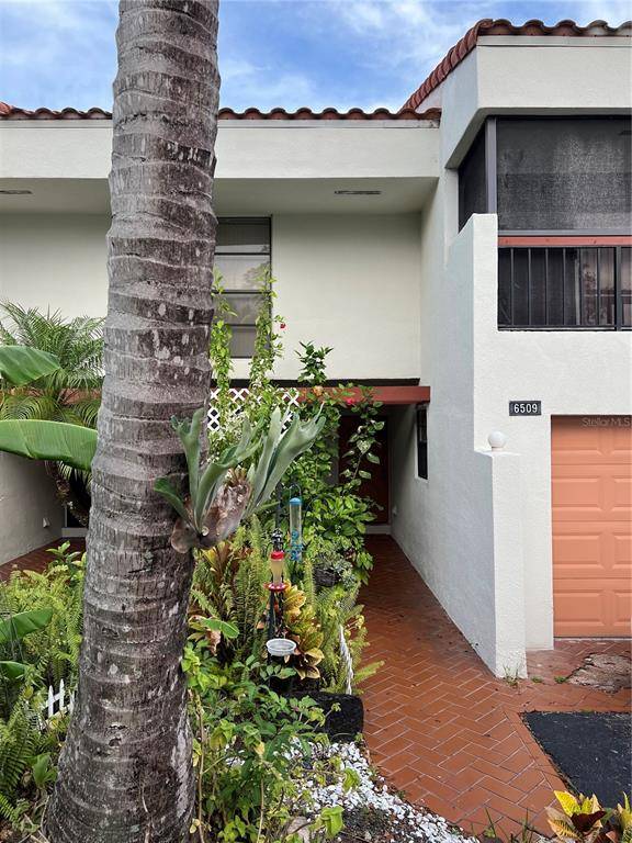 Lauderhill, FL 33319,6509 RACQUET CLUB DR
