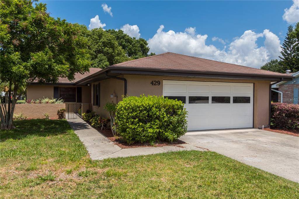 Winter Haven, FL 33884,429 GLENEAGLES CT