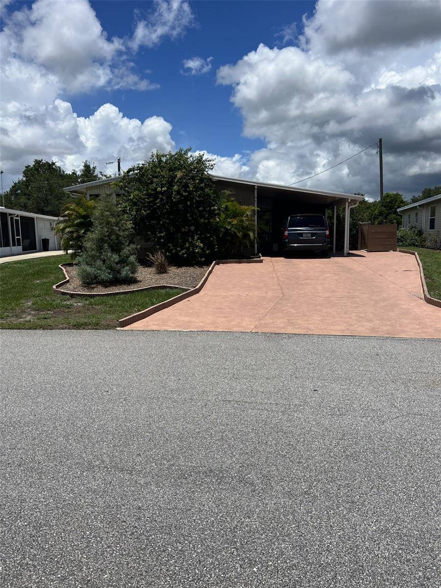 Lake Wales, FL 33898,8674 BREEZE HILL DR