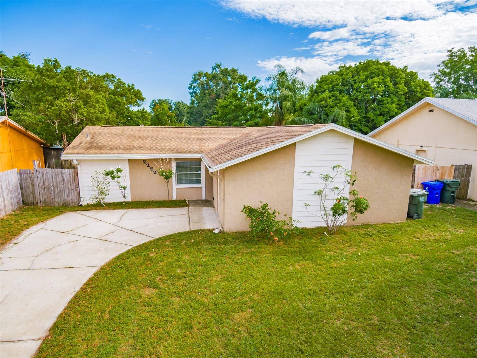 Lakeland, FL 33801,2252 HONEY DR