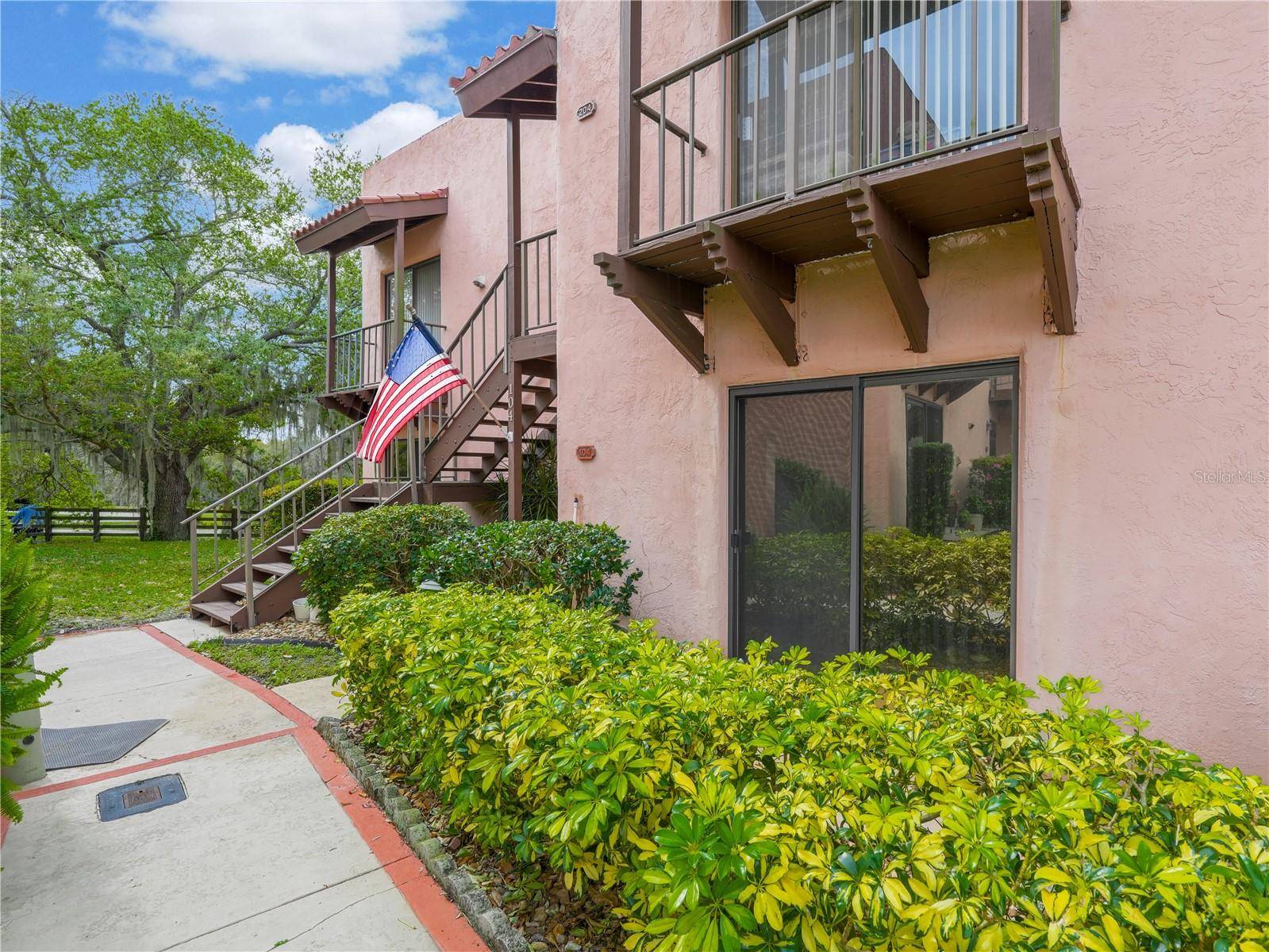 Lake Wales, FL 33898,104 LA CASA #104