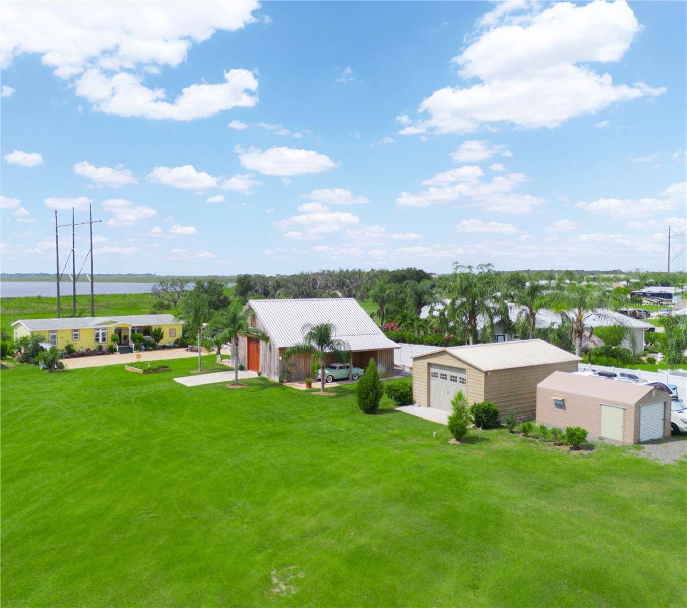 Polk City, FL 33868,2799 BAY LAKE RESORT RD