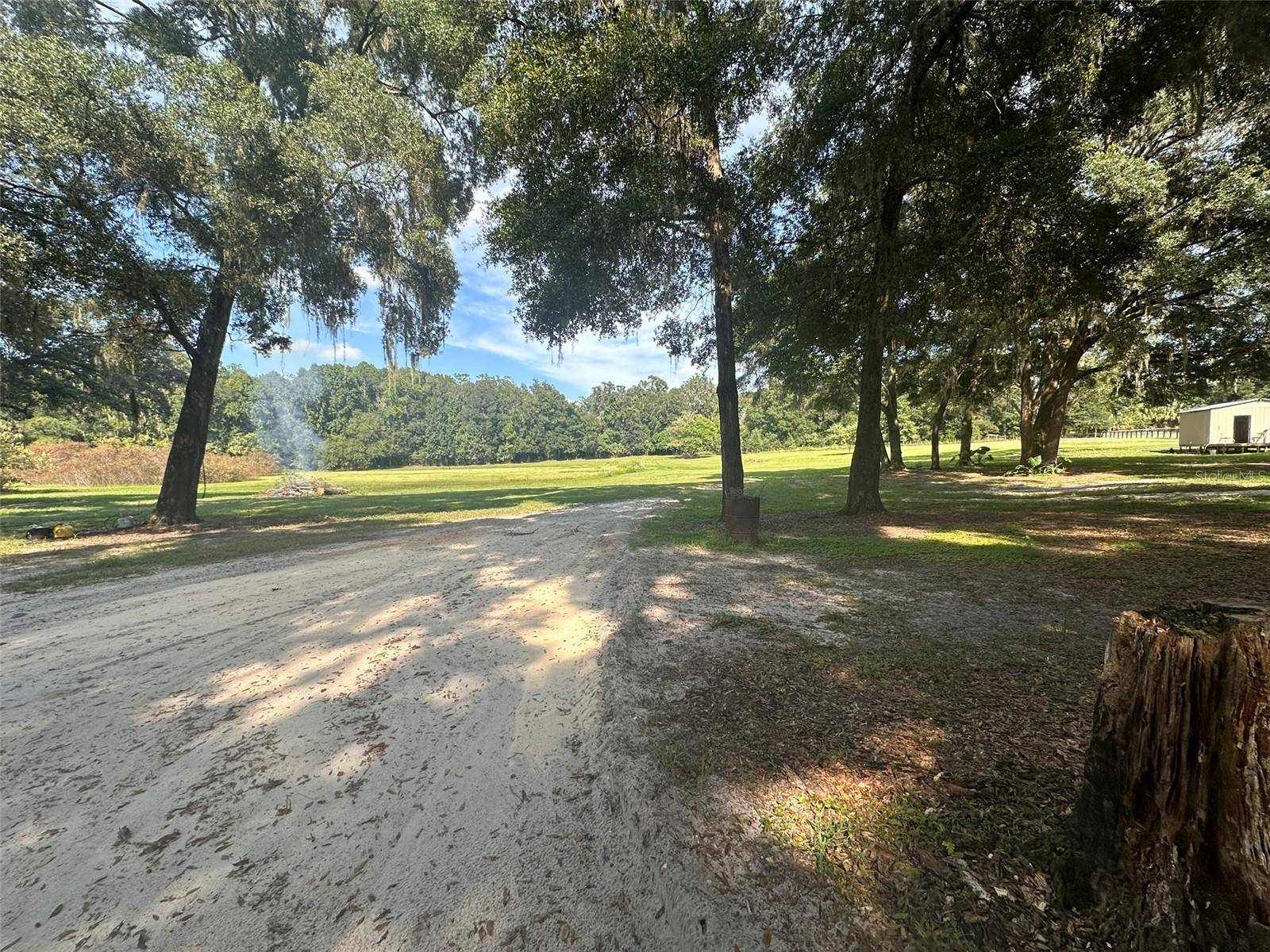Ocala, FL 34475,6125 NW GAINESVILLE RD