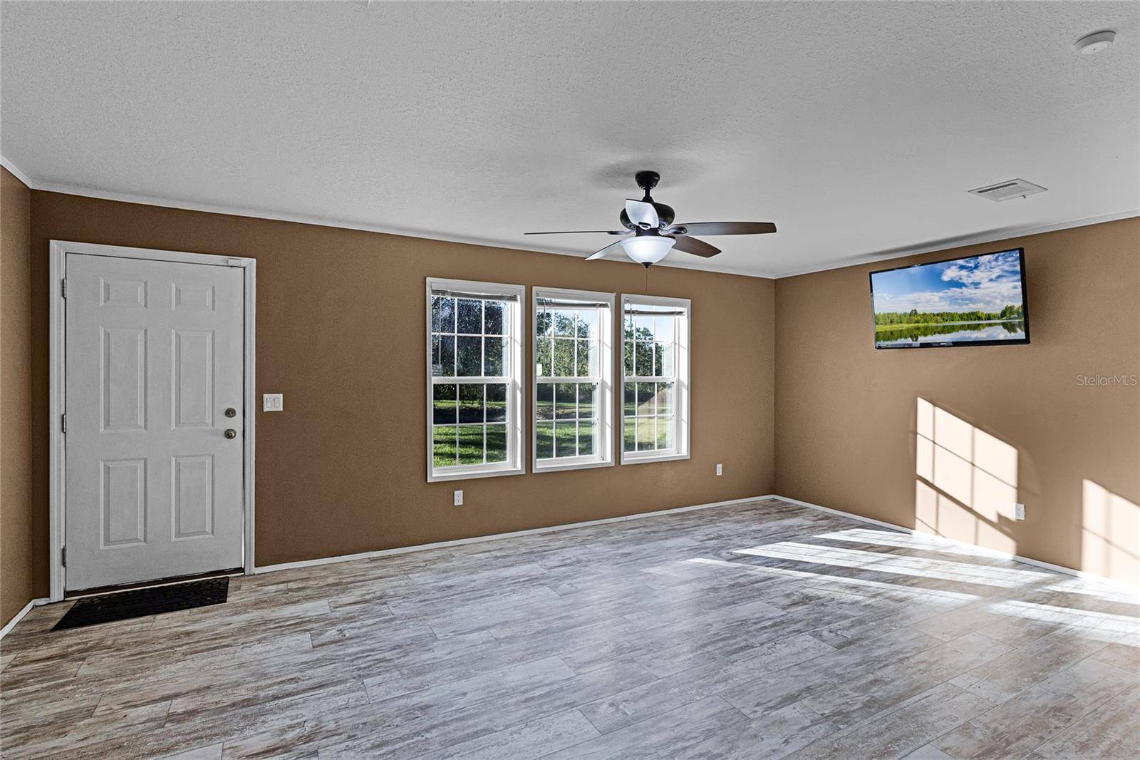 Frostproof, FL 33843,1408 MCCLELLAN RD