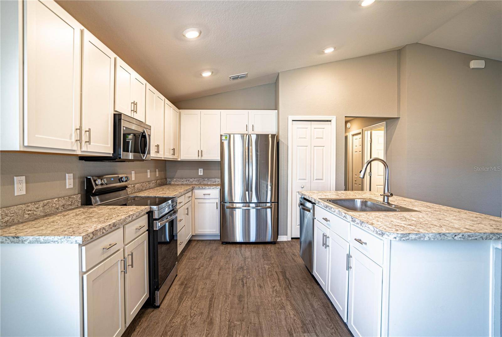 Lakeland, FL 33813,4364 REDING WAY