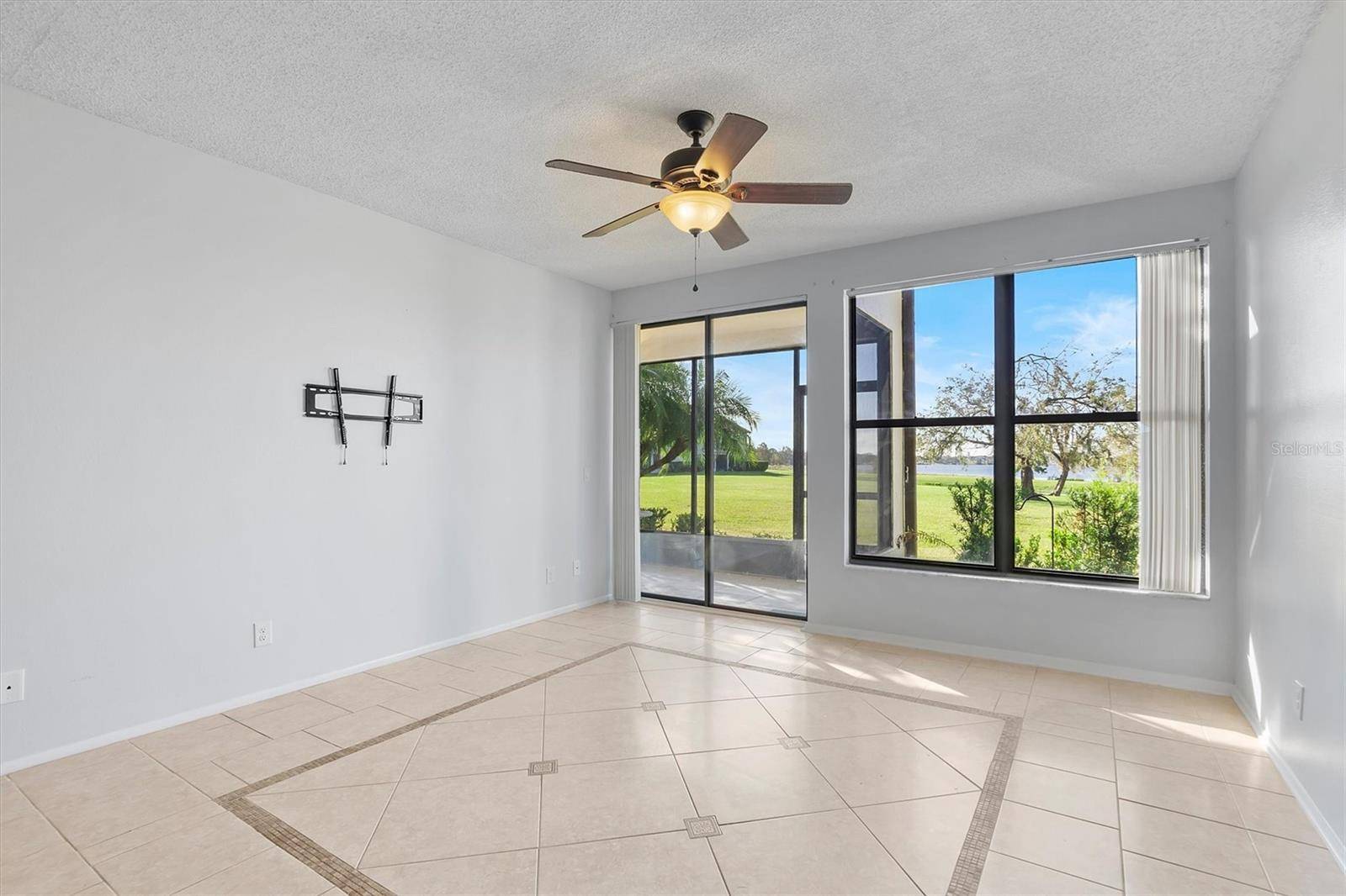 Winter Haven, FL 33884,603 SWEET BAY CIR #603