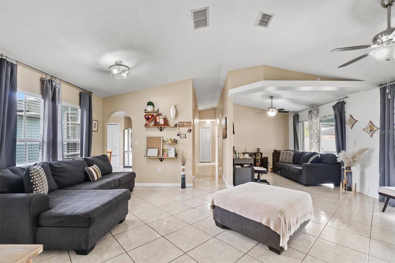 Kissimmee, FL 34759,910 NANCY CT