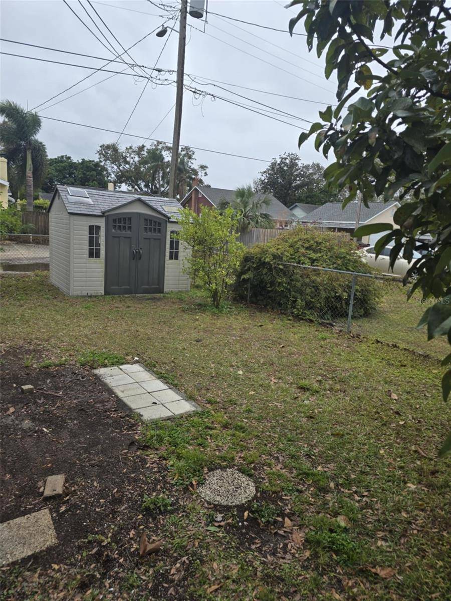 St Petersburg, FL 33713,2700 9TH AVE N