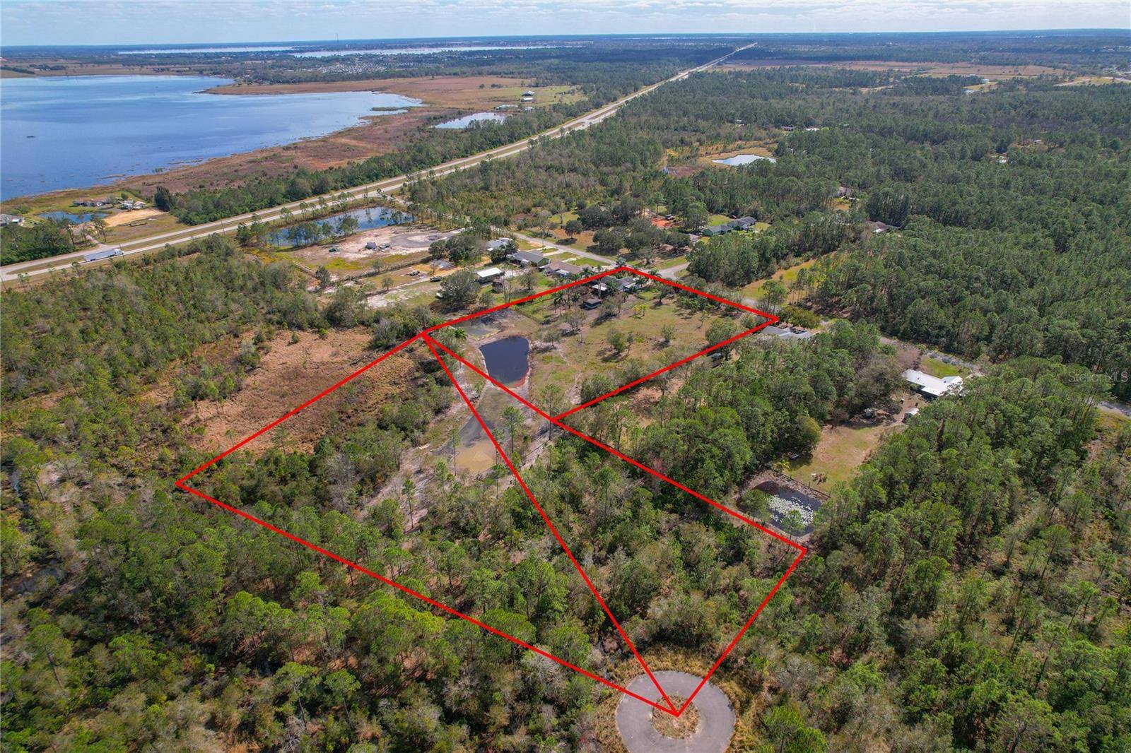 Frostproof, FL 33843,208 LIMPKIN LN