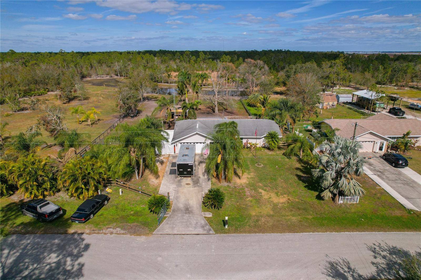 Frostproof, FL 33843,208 LIMPKIN LN