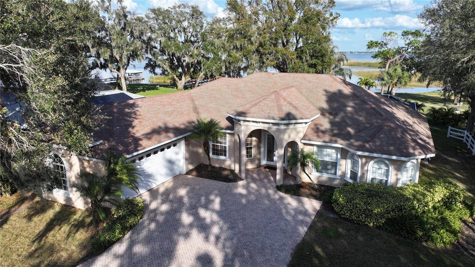 Winter Haven, FL 33881,1006 W LAKE HAMILTON DR