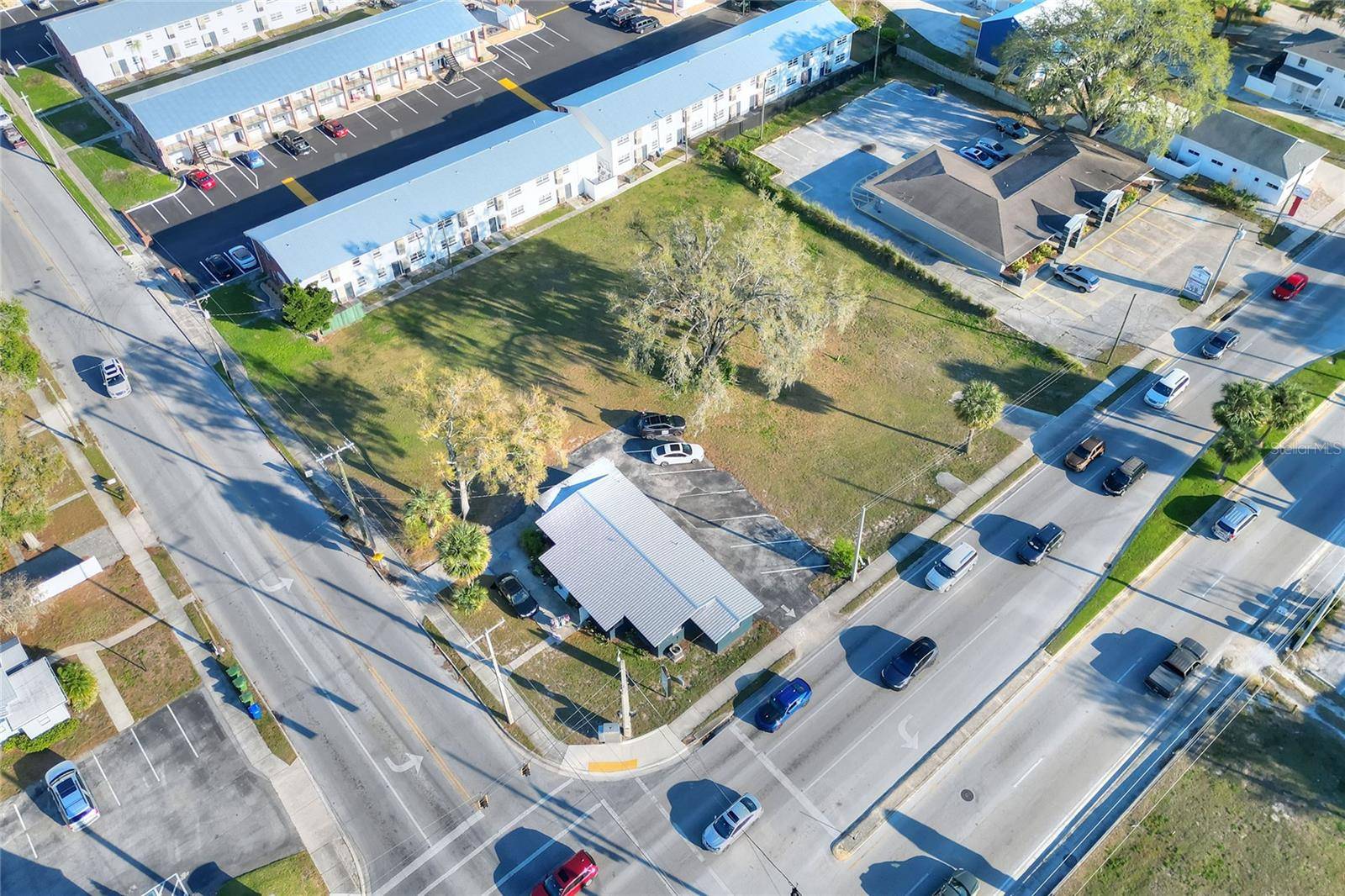Winter Haven, FL 33880,300 1ST ST S