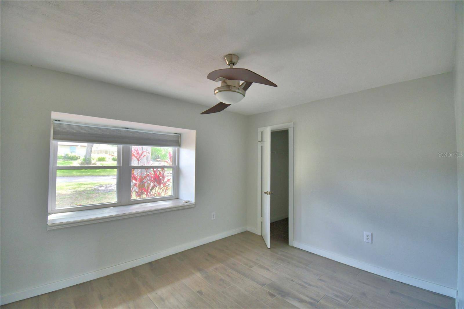 Winter Haven, FL 33880,103 LAKE THOMAS DR