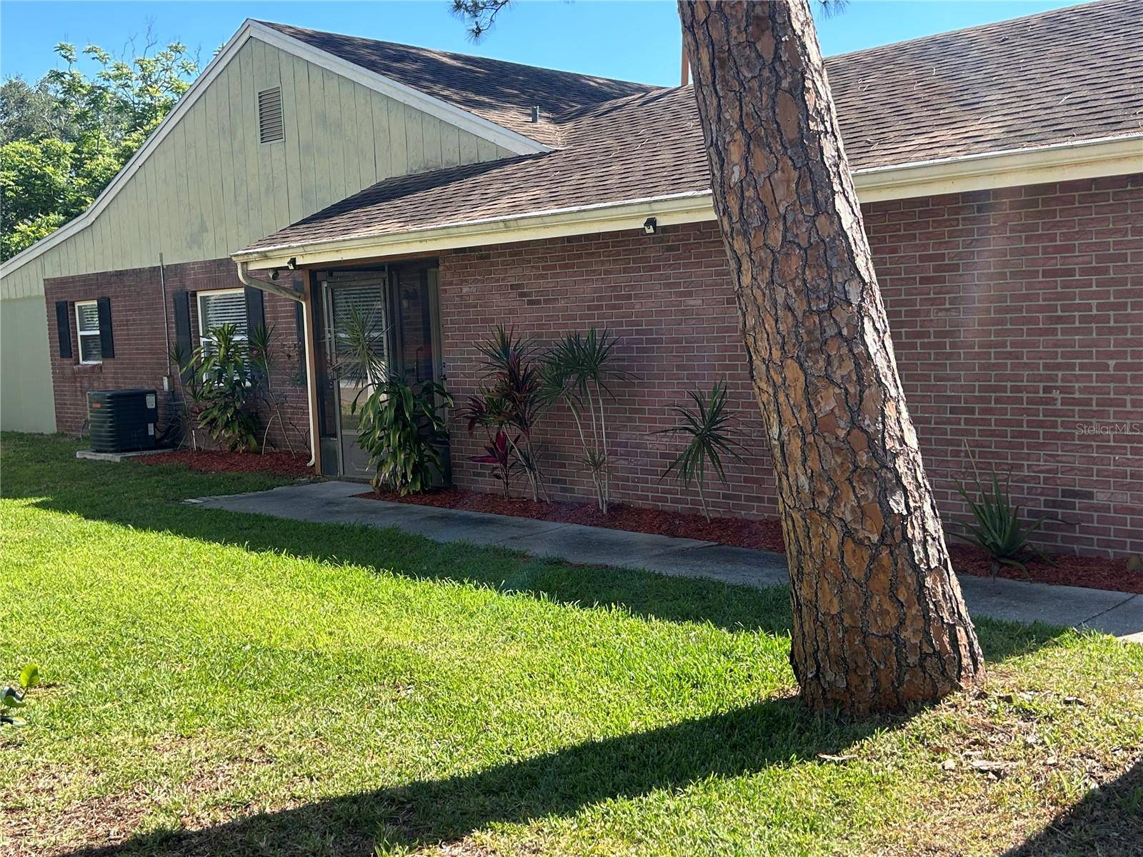 Winter Haven, FL 33884,423 GREENFIELD RD