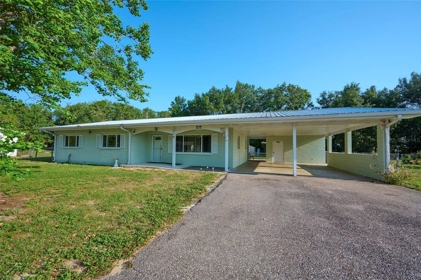 Lake Wales, FL 33859,219 WILLOW ST