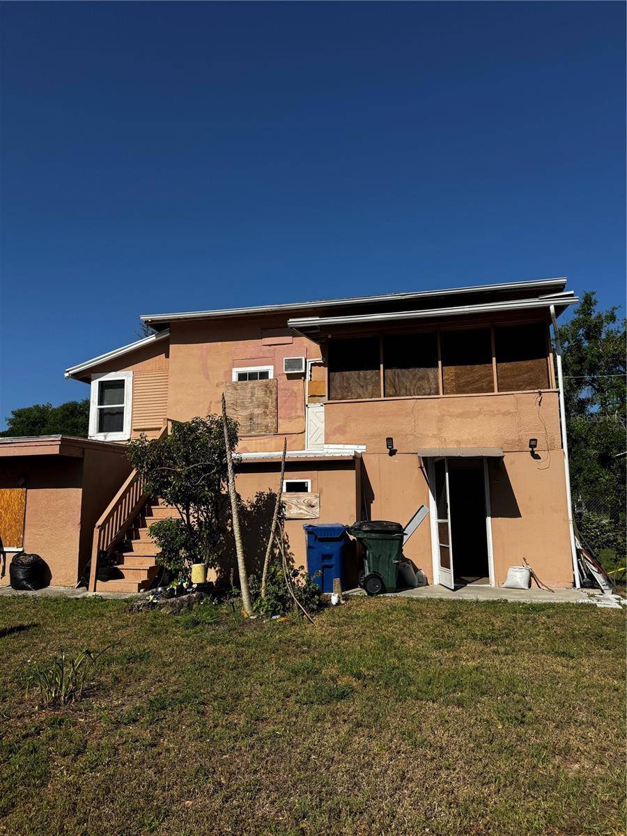 Winter Haven, FL 33881,229 NE AVENUE B