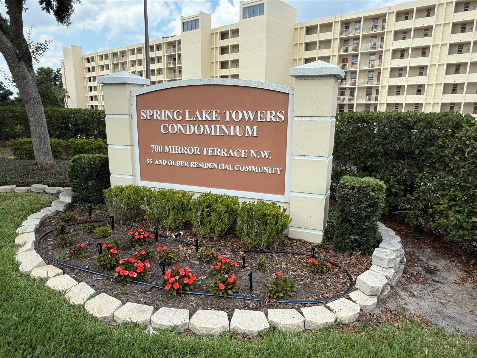 Winter Haven, FL 33881,700 MIRROR TER NW #303