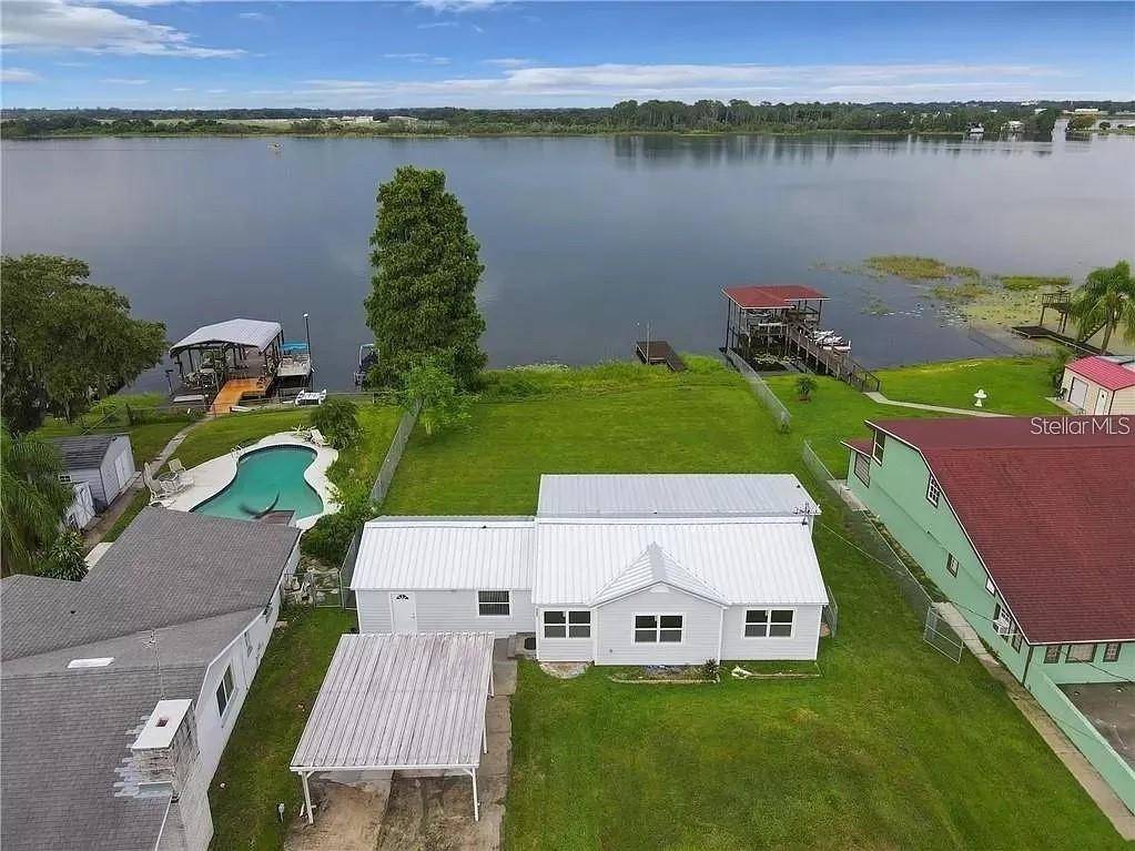 Winter Haven, FL 33881,900 LAKE JESSIE DR