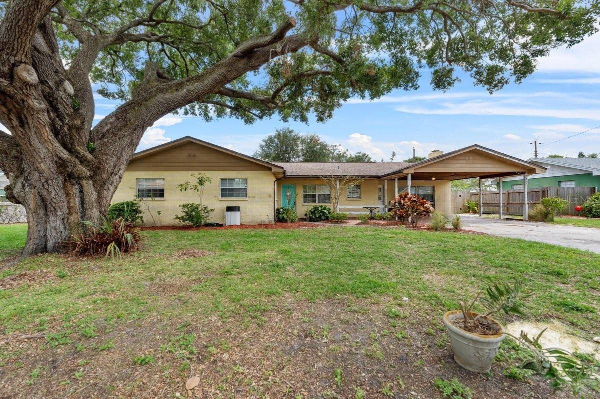 Lakeland, FL 33803,320 BOGER BLVD S