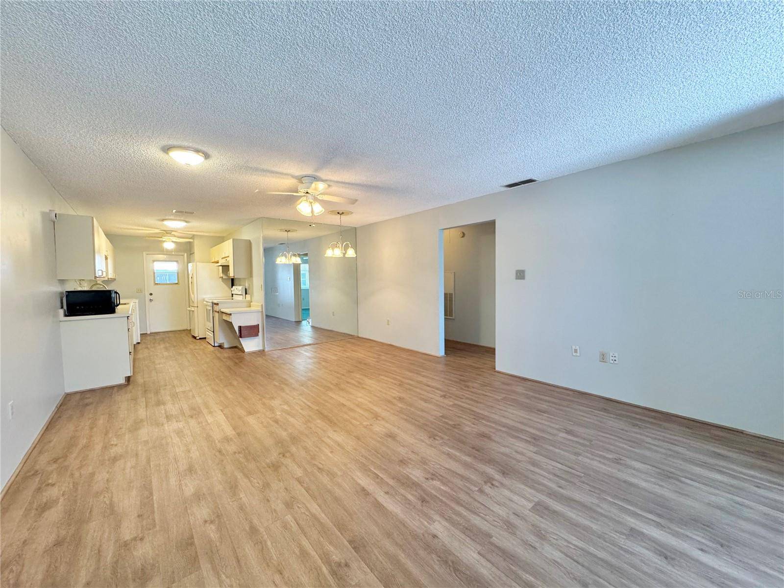 Winter Haven, FL 33881,254 WINTER RIDGE BLVD #254