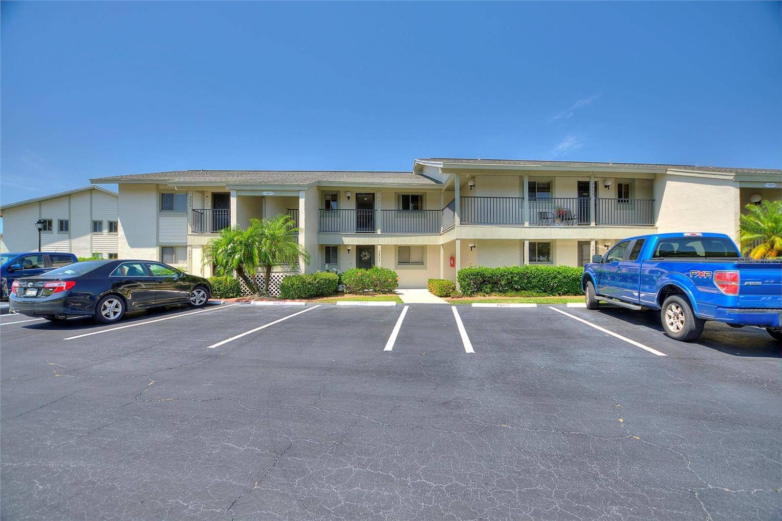 Sebring, FL 33872,3511 EDGEWATER DR #3511