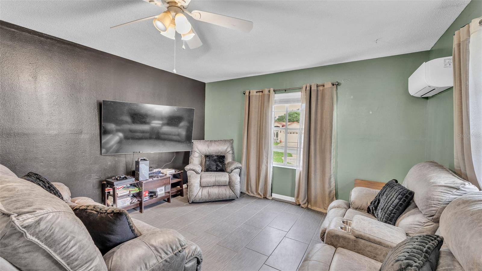 Frostproof, FL 33843,326 SUNSET RD