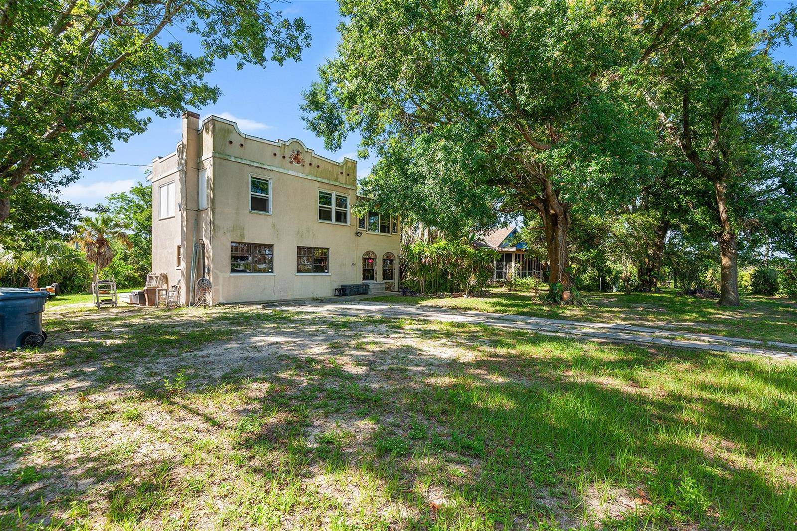 Lake Wales, FL 33898,836 S LAKE STARR BLVD