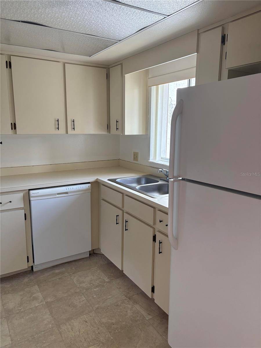 Winter Haven, FL 33881,408 COUNTRY LANE #408