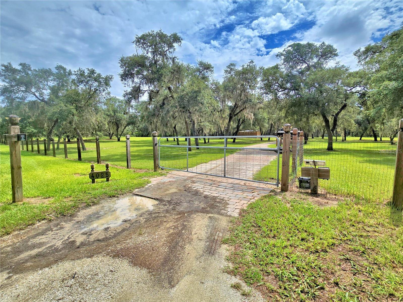 Lake Wales, FL 33898,4025 PAW PAW TRL