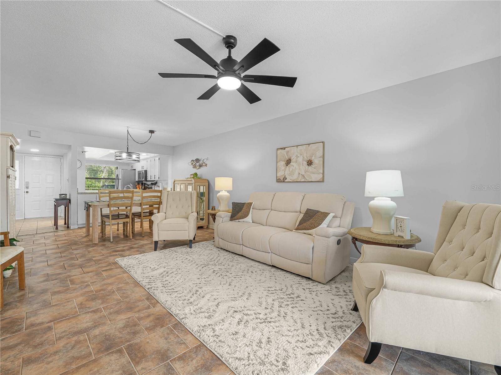 Lake Wales, FL 33898,2005 GRANADA CT #2005