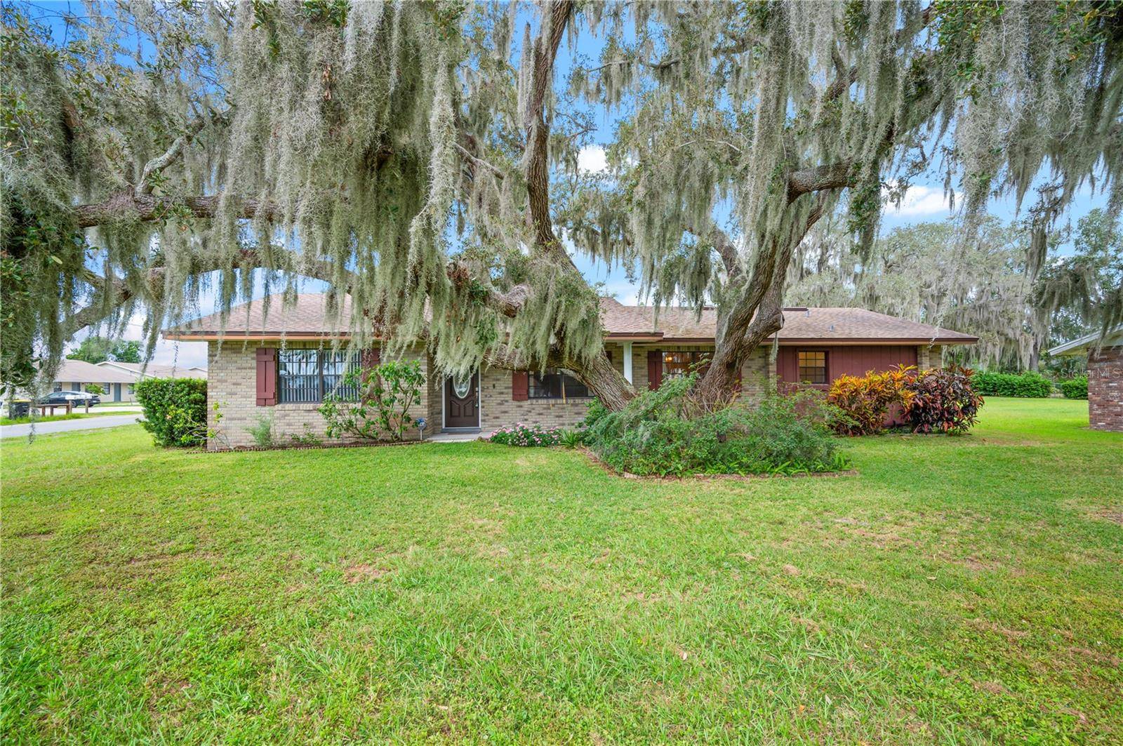 Auburndale, FL 33823,101 LAKEVIEW DR