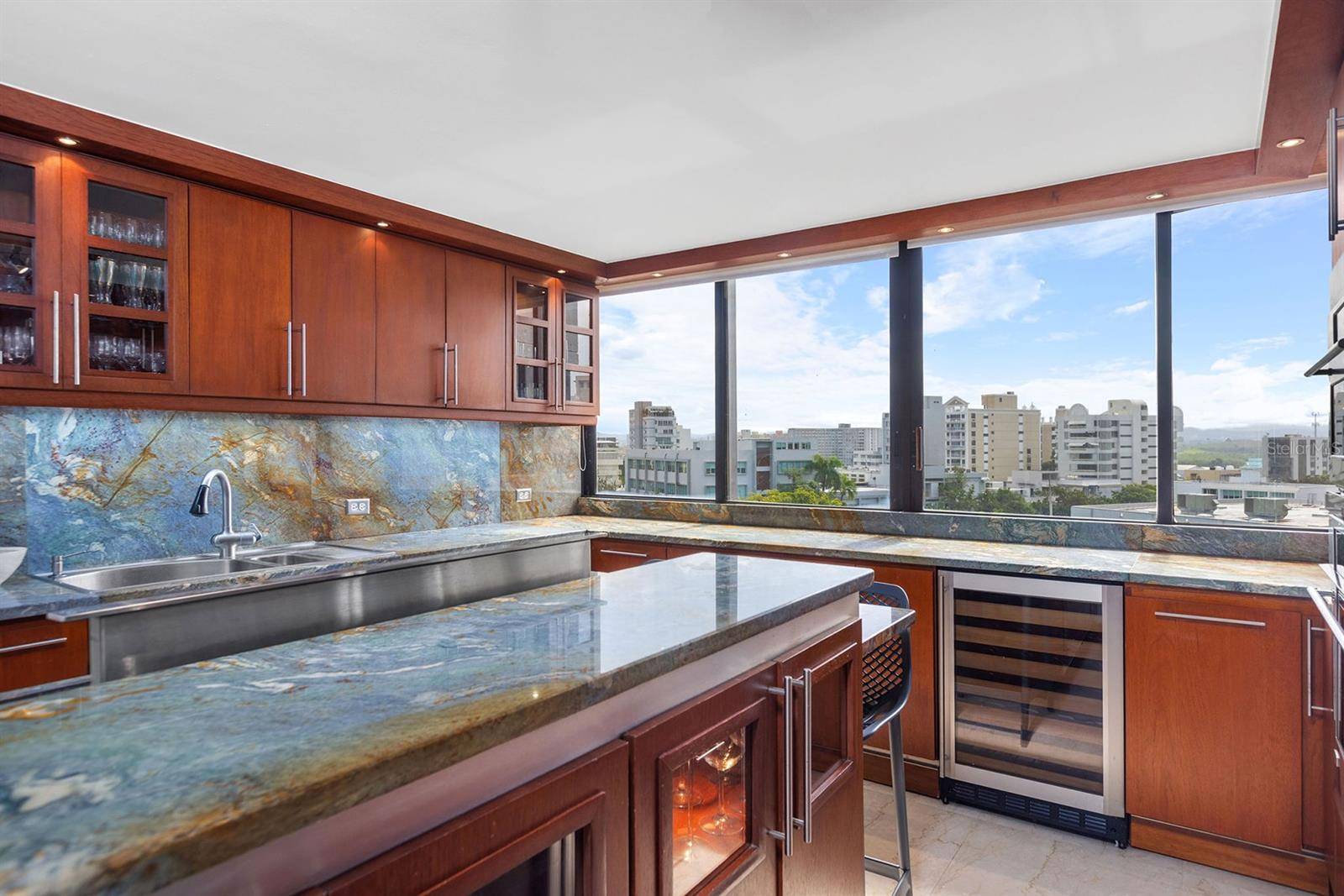 San Juan, PR 00907,610 MIRAMAR AVE