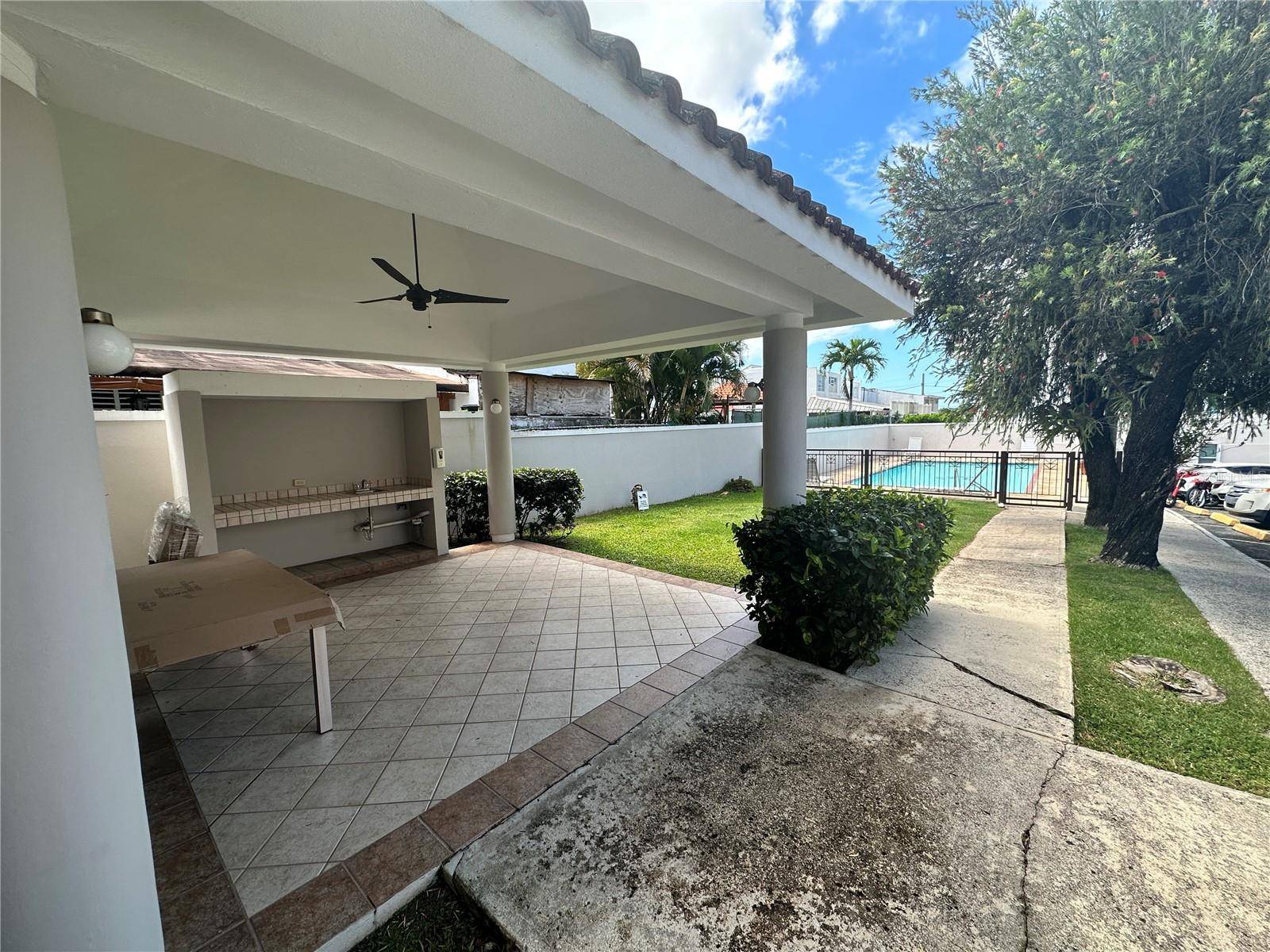 Guaynabo, PR 00969,50 AVENIDA A