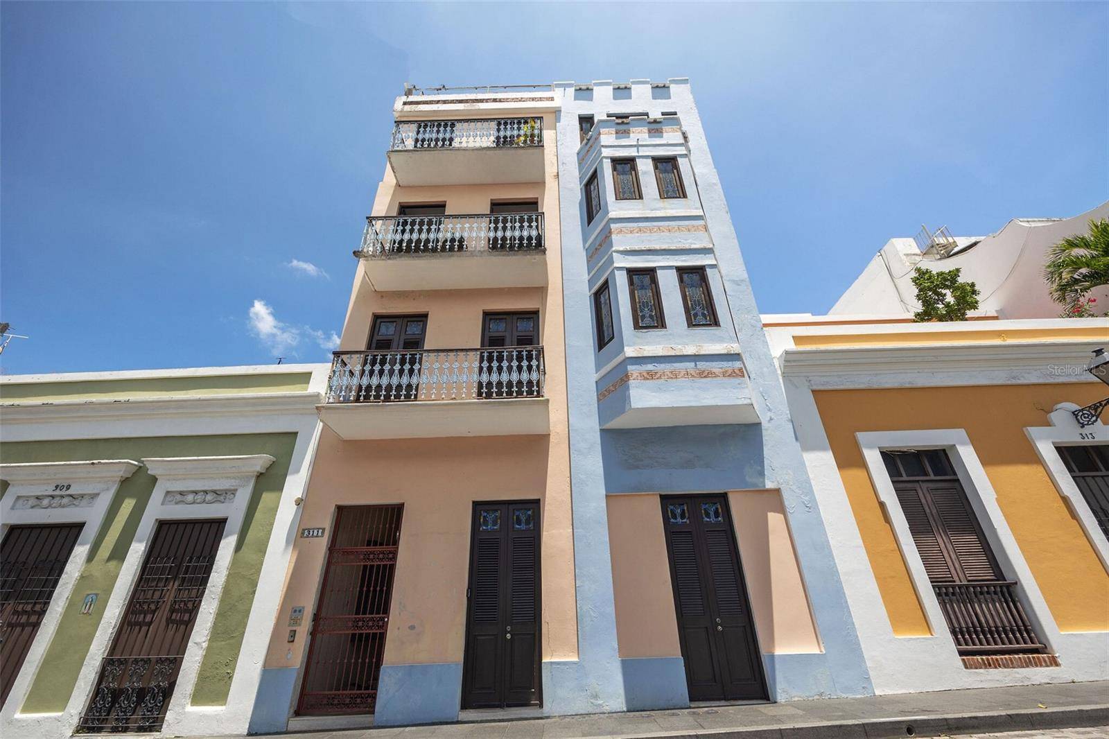 San Juan, PR 00901,311 CALLE LUNA #4A