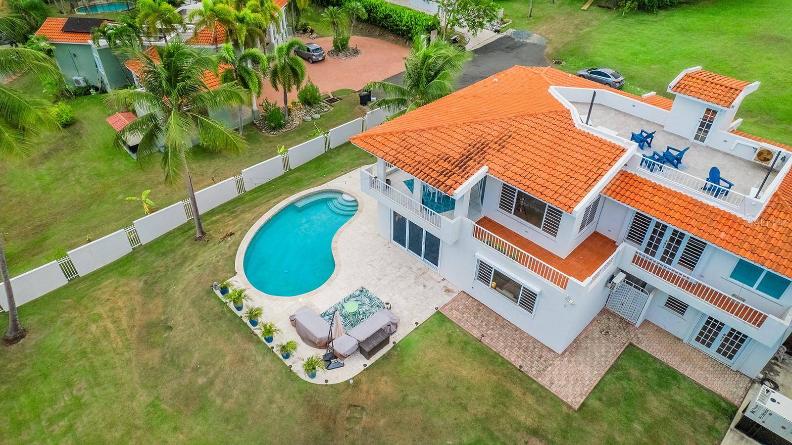 Humacao, PR 00791,6 SURFSIDE #64