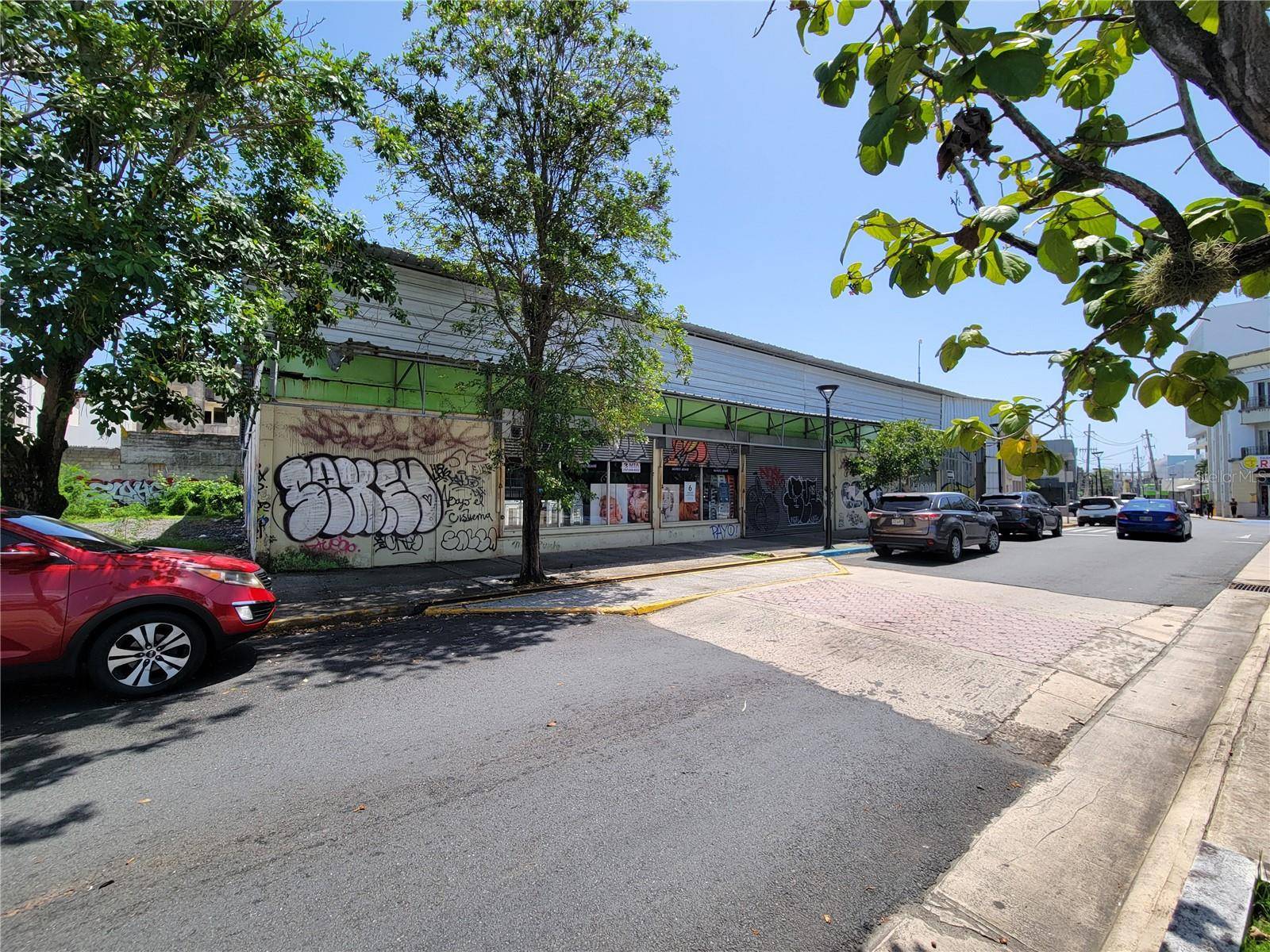 San Juan, PR 00925,79 CALLE ARZUAGA
