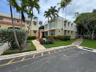 Vega Alta, PR 00692,O4 LAKESIDE VILLAS #O4