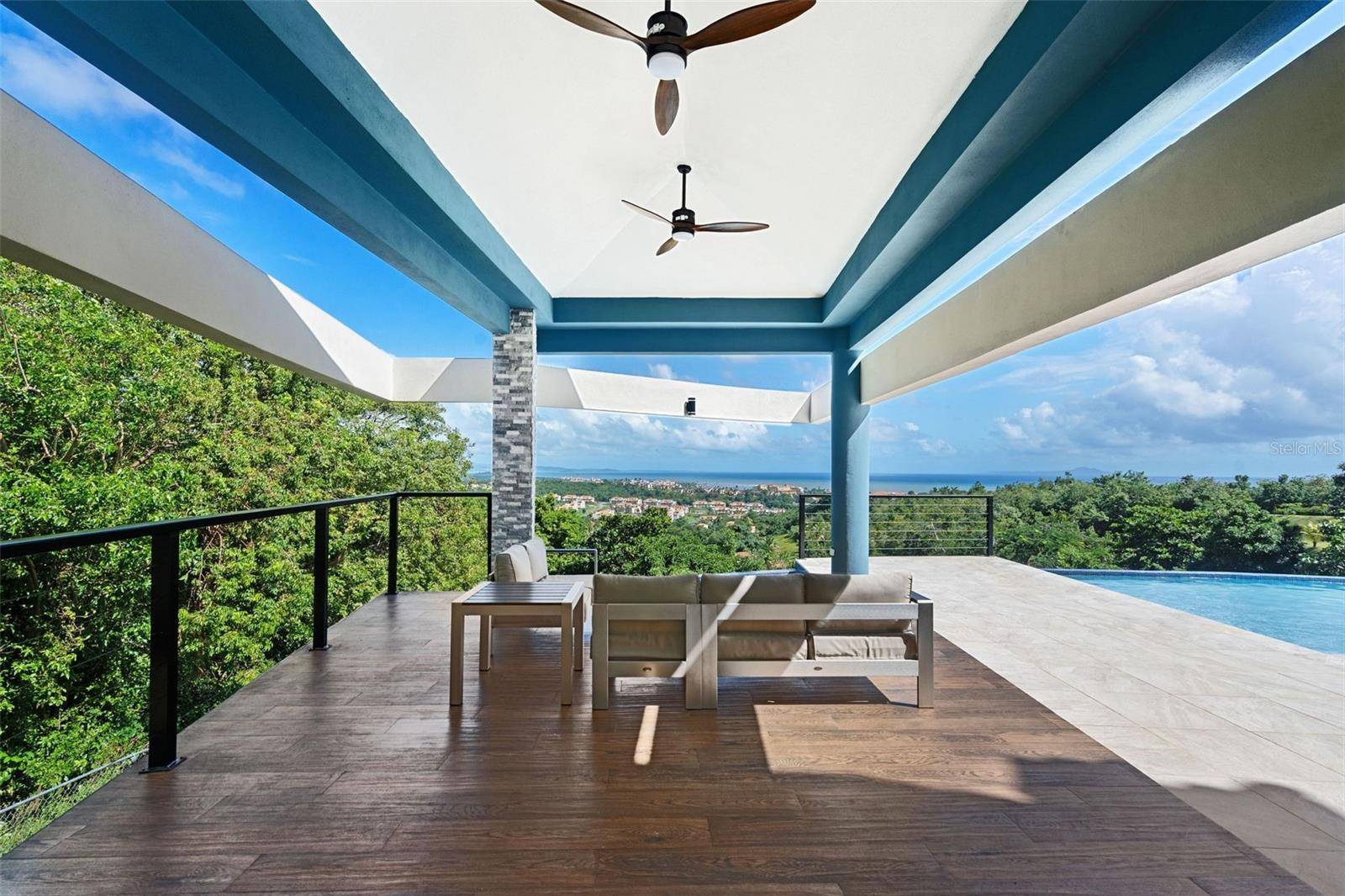 Humacao, PR 00791,21 HARBOUR LIGHTS DR DR