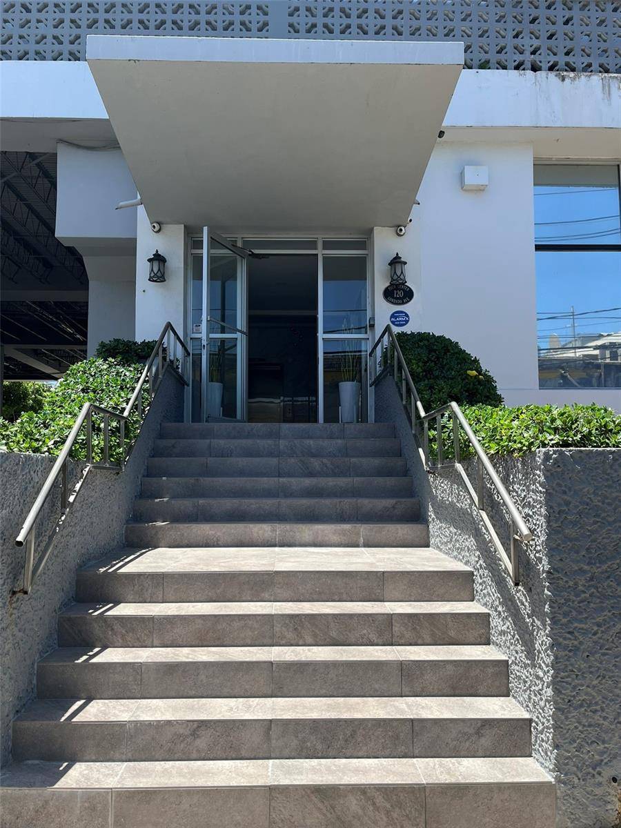 San Juan, PR 00907,120 CONDADO AVENUE
