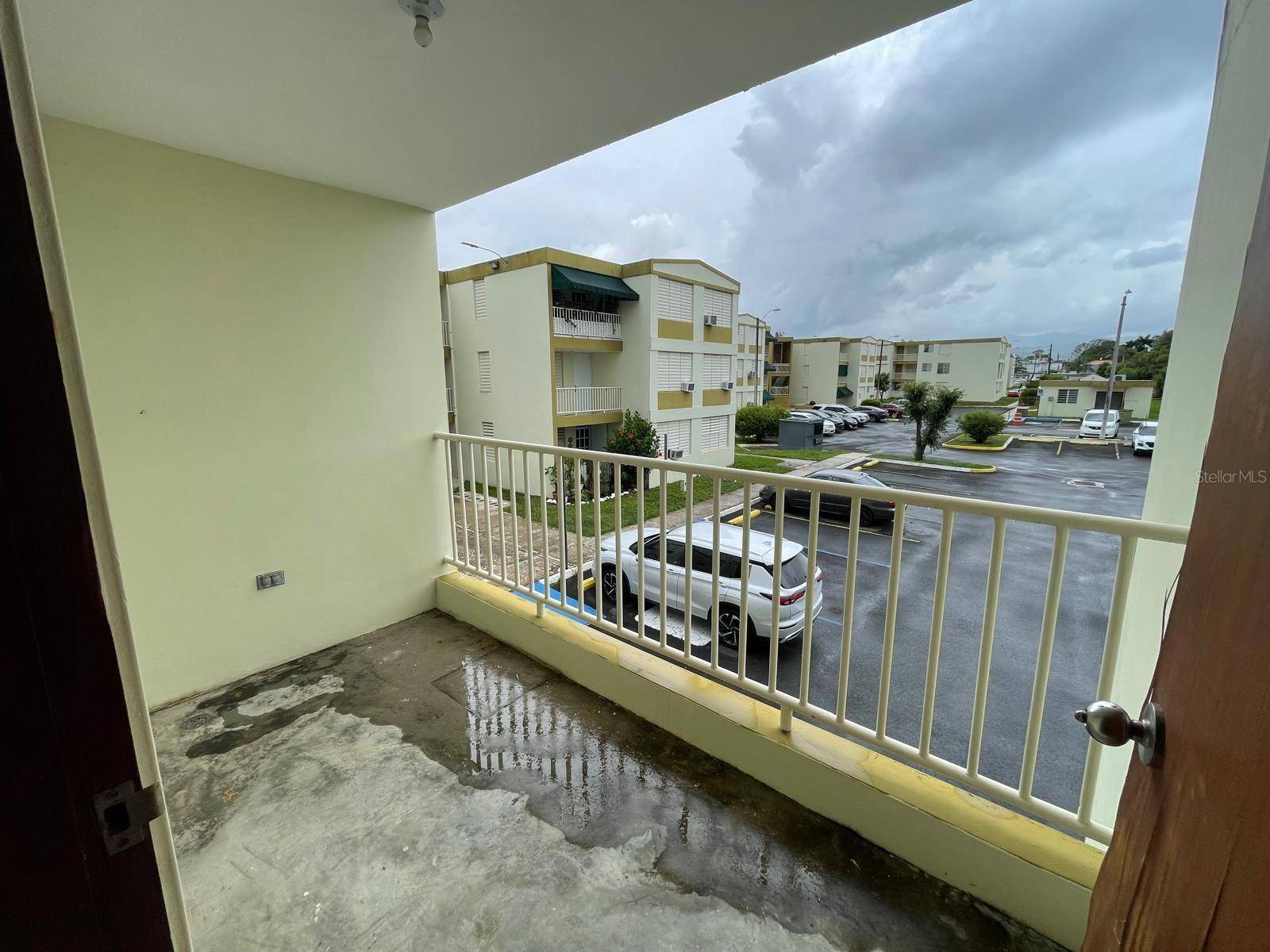 Caguas, PR 00725,J St. BALCONES LAS CATALINAS #421